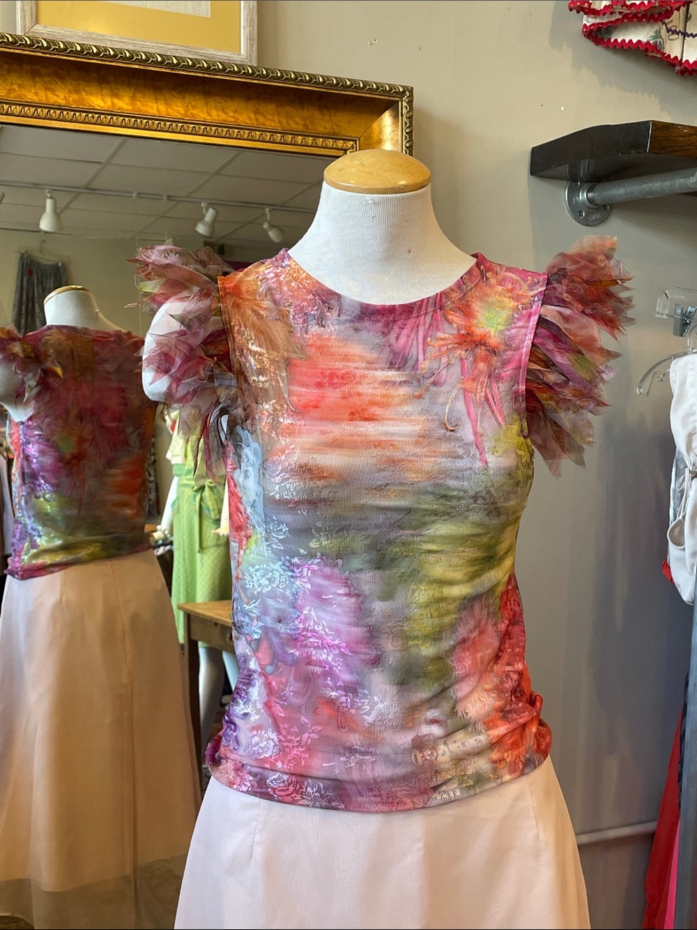 Collina Strada “Dachi” top in Chrysanthemum